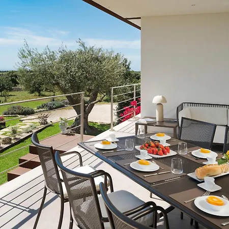 Corte Antigua Villa *