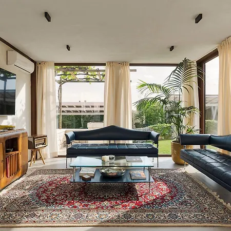 Corte Antigua * Rosolini