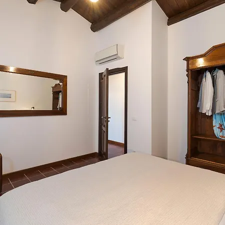 Corte Antigua Rosolini