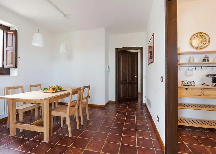 别墅 Corte Antigua 罗索利尼