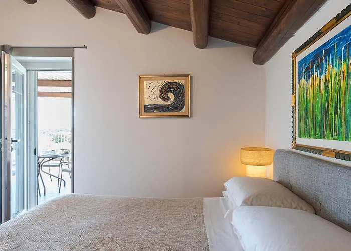 Corte Antigua 罗索利尼