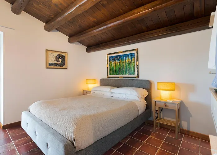 Corte Antigua 罗索利尼