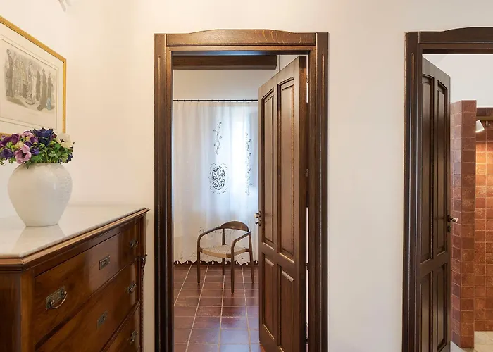 Corte Antigua * 罗索利尼