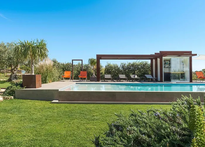 Corte Antigua * 罗索利尼