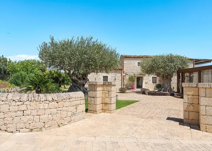 Corte Antigua * 罗索利尼